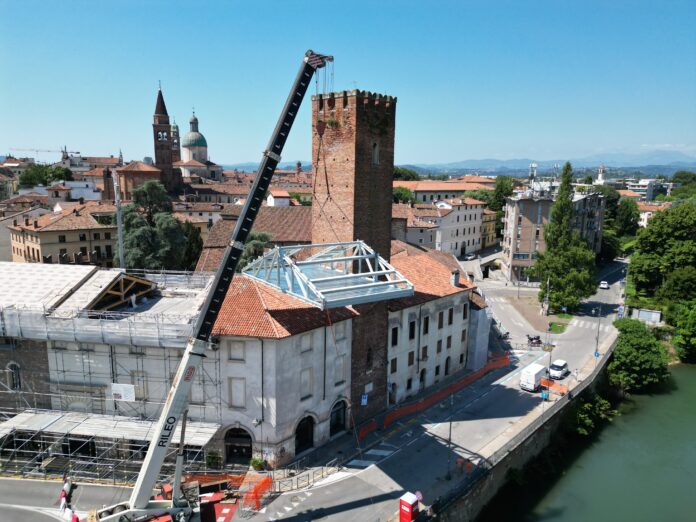 auditorium Canneti nuove capriate