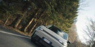 Leapmotor C10 AWD: potenza elettrica e trazione integrale