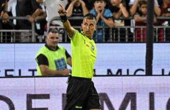Lecce-Milan, gol annullato a Gabbia e annuncio dell’arbitro: “Spinta del difensore”