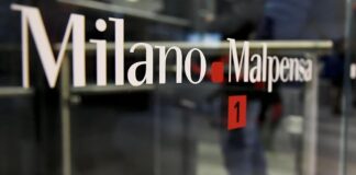 Malore per comandante aereo, atterraggio d’emergenza a Malpensa