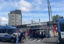 Milano, al via sgombero centro sociale Leoncavallo. Salvini: “Dopo decenni di illegalità si cambia”