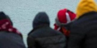 Naufragio Lampedusa, la testimonianza: “Sul molo superstiti stremati e in lacrime”