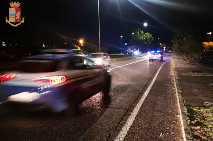 Polizia di Stato di Vicenza in un inseguimento Polizia di Stato di Vicenza in un inseguimento