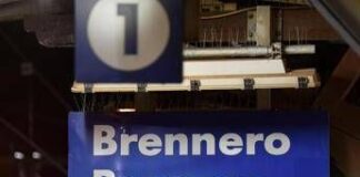 Scontro tra treno merci e regionale su linea Brennero: tre feriti lievi e circolazione bloccata
