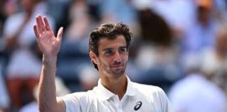 Us Open, Cobolli si ritira contro Musetti. Il toscano va agli ottavi e chiama applausi per l’amico-rivale