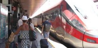 Vacanze, ad agosto +13% di arrivi turistici in Italia: montagna al top col Trentino-Alto Adige al primo posto
