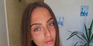 I genitori della ragazza morta in piscina: “Ci dicano cosa è successo, lo esigiamo”