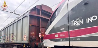 Urto fra un treno regionale ed un treno merci: tre feriti, sospesa la circolazione sul Brennero