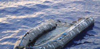 Barca con migranti si ribalta a Lampedusa, almeno 26 vittime. Si cercano i dispersi