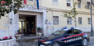 Scoperta una casa a luci rosse a Foggia, tre gli indagati