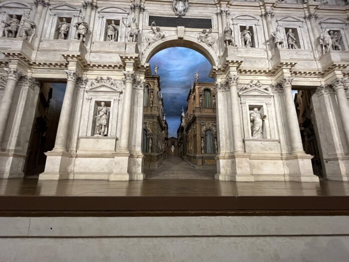 teatro olimpico di vicenza palco