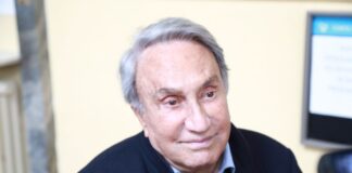 Emilio Fede, i funerali domani a Segrate