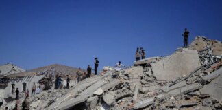 Almeno 17 palestinesi uccisi dall’alba a Gaza, Israele annuncia la morte di un ufficiale dell’Idf