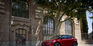 Alfa Romeo Junior MY26 è ordinabile con una gamma ridisegnata