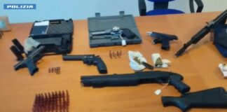 Arrestato latitante nel siracusano, aveva arsenale nel covo