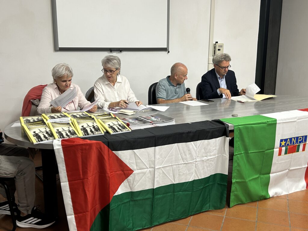 ANPI Vicenza a Villa Lattes contro il festival, da sx Miriam Gagliardi, Cinzia Bottene, Danilo Andriollo, Mario Faggionato