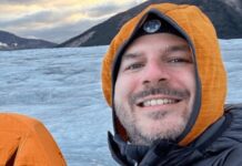 Alaska, morto ricercatore padovano Riccardo Pozzobon: “Travolto dall’acqua mentre riempiva la borraccia”