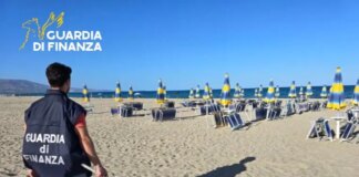 Scoperto e sequestrato lido abusivo su spiaggia del cosentino, 2 denunce