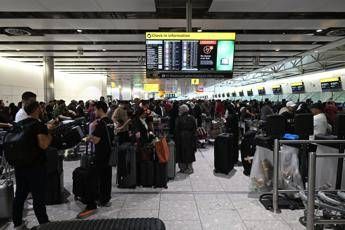 Cyberattacco agli aeroporti europei, ancora problemi in alcuni scali