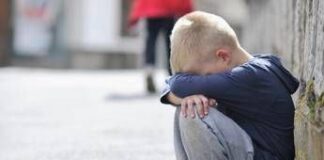 Disturbi alimentari, pediatri: “Già a 8 anni rifiutano il cibo”