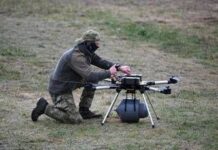 Dombrovskis: “Ue è già in una guerra ibrida con la Russia”. Lavrov: “Non attaccheremo, ma risponderemo ad aggressioni”