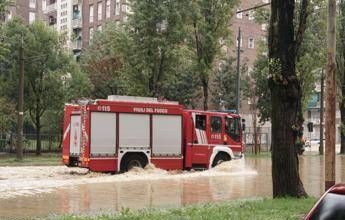 Emilia Romagna, emergenza maltempo e evacuazioni: allerta per fiume Senio