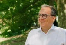 Elezioni Regionali, anche Rifondazione Comunista appoggia Manildo Giovanni Manildo Elezioni regionali veneto regione centrosinistra Pd sfmr