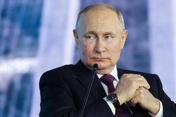 Guerra bloccata, Putin ha bisogno di un secolo per vincere: l’analisi