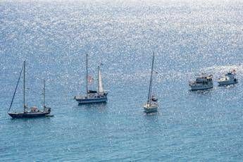 “Ha morso un agente”, tre giorni di detenzione in più per attivista spagnola della Flotilla