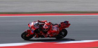 MotoGp, Marc Marquez vince la Sprint del Gp di Catalunya. Il fratello Alex in pole per la gara