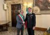 Vicenza saluta il colonnello Giuseppe Moscati, comandante provinciale dei Carabinieri. Donata una pergamena ricordo comandante carabinieri di vicenza Moscati con sindaco