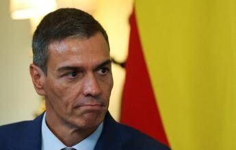 Sanchez smentisce voci su una sua malattia: “Macchina del fango della destra”