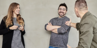 Come nasce un sito web professionale con un team di esperti Sito web professionale nasce da un team di esperti