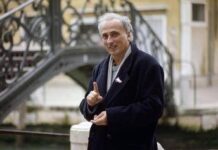 Stefano Benni, oggi la camera ardente: da Pennac a Feltrinelli chi c’era per lo scrittore