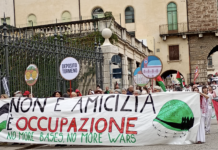 Oltre 2000 a Vicenza alla marcia anti guerre e anti festival che i quotidiani locali hanno ghettizzato: volevano “MORE BASES MORE WARS”? Testa della marcia No more bases no more wars, Non è amicizia è occupazione
