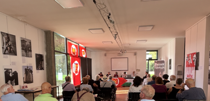 Villa Lattes, la sala con relatori e ascoltatori del convegno del PCI e della FGCI di Vicenza Villa Lattes, la sala con relatori e ascoltatori del convegno del PCI e della FGCI di Vicenza