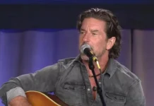 Addio a Brett James, cantante country da Grammy morto in un incidente aereo Brett James