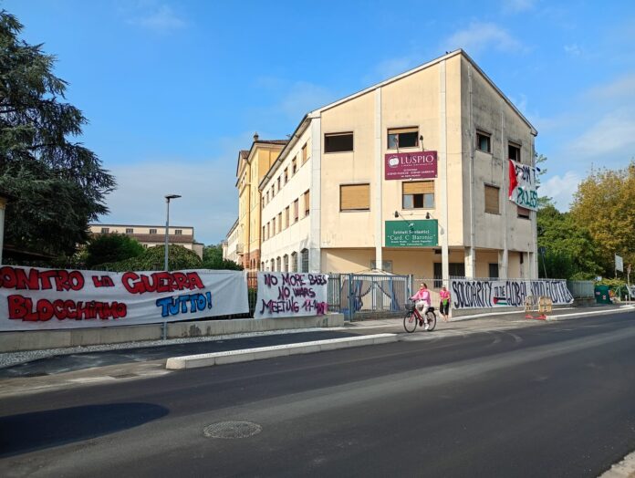 Ex Istituto Baronio occupato contro le guerre