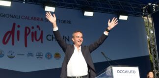 La Calabria resta al centrodestra, bis di Occhiuto “Orgoglioso” / Video. Tridico staccato di 16 punti