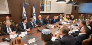 Israele approva l’accordo, a Gaza è in vigore il cessate il fuoco. Netanyahu: “Hamas ha accettato accordo perché aveva il coltello alla gola”