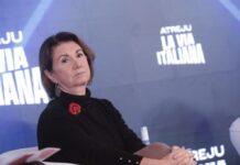 Shoah, opposizioni in rivolta dopo frasi Roccella su “gite” ad Auschwitz