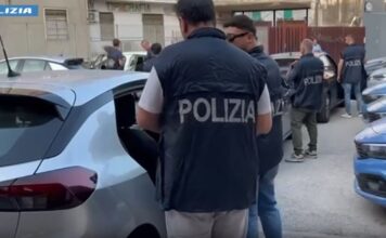 Produceva immagini pedopornografiche con IA, arrestato 52enne veneziano
