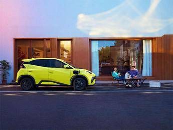 BYD TECH PILLS #3 Vehicle to Load: quando l’auto diventa una fonte di energia