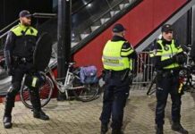 Champions League, media: “Circa 180 tifosi del Napoli fermati a Eindhoven”