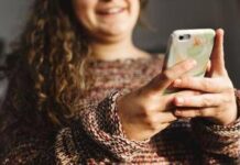 Da TikTok a Whatsapp, Ddl Lega chiede stop social e messaggistica istantanea per gli under 14