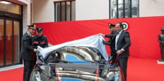 Filosa presenta a Carabinieri nuove Alfa e Maserati per trasporto sangue
