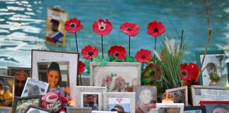 Gaza, Hamas rilascia tutti i 20 ostaggi vivi e li consegna alla Croce Rossa. Migliaia di persone in piazza a Tel Aviv