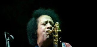 Addio a James Senese, il musicista napoletano è morto a 80 anni