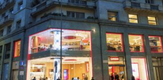 Lenovo presenta a Milano il futuro dell’intelligenza artificiale on-device