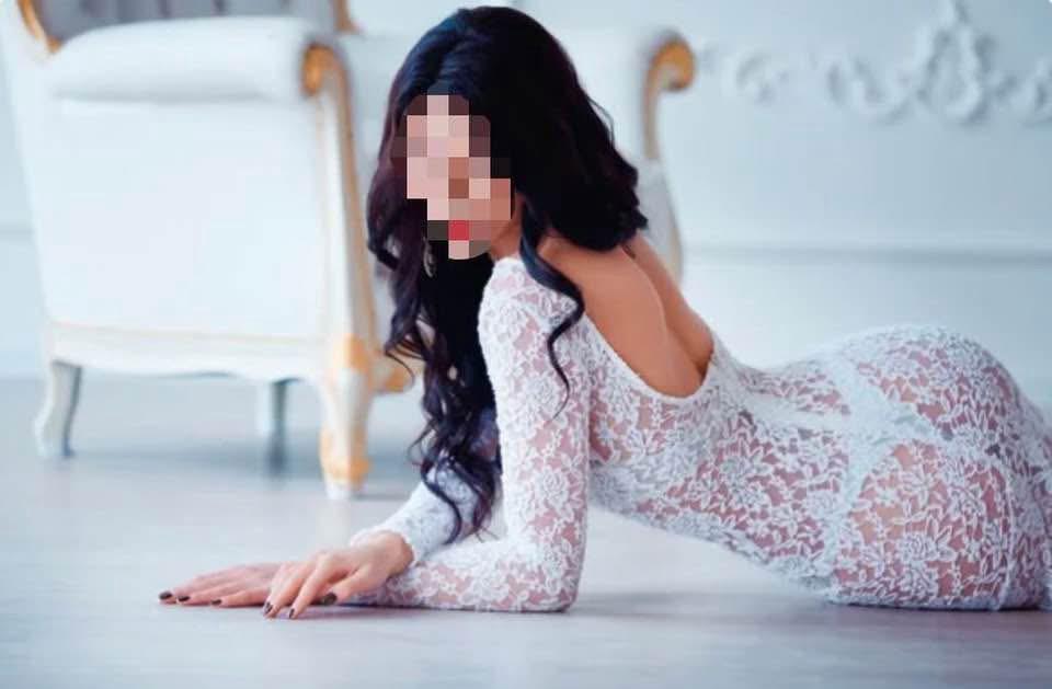 Leticia, tutta da scoprire: non solo il corpo